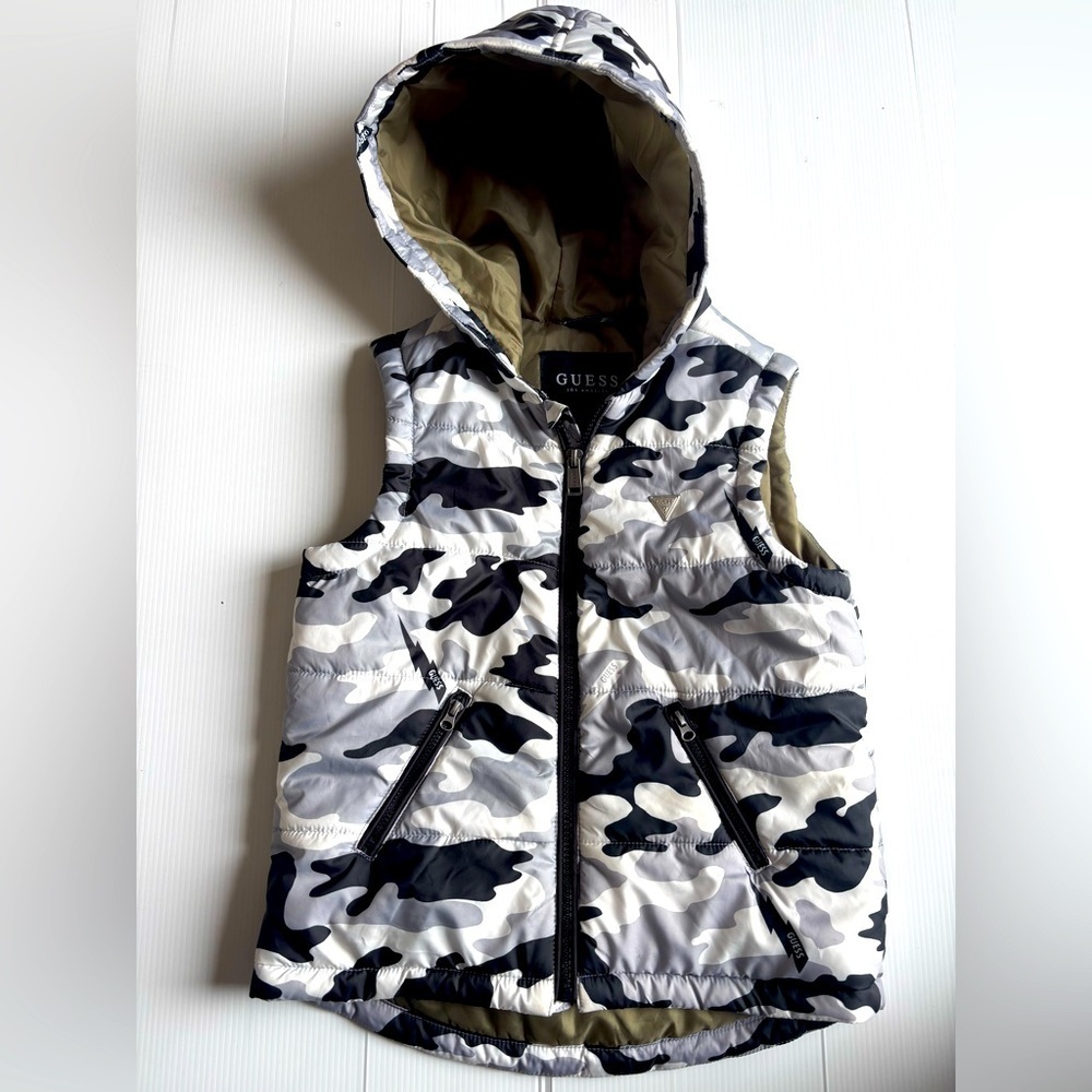 Guess Camo Vest Kids Size 8